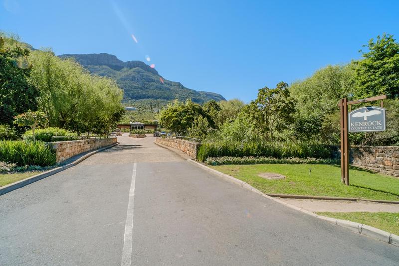 4 Bedroom Property for Sale in Kenrock Country Estate Western Cape
